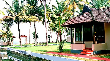 Paradise Resort Kumarakom Hotel